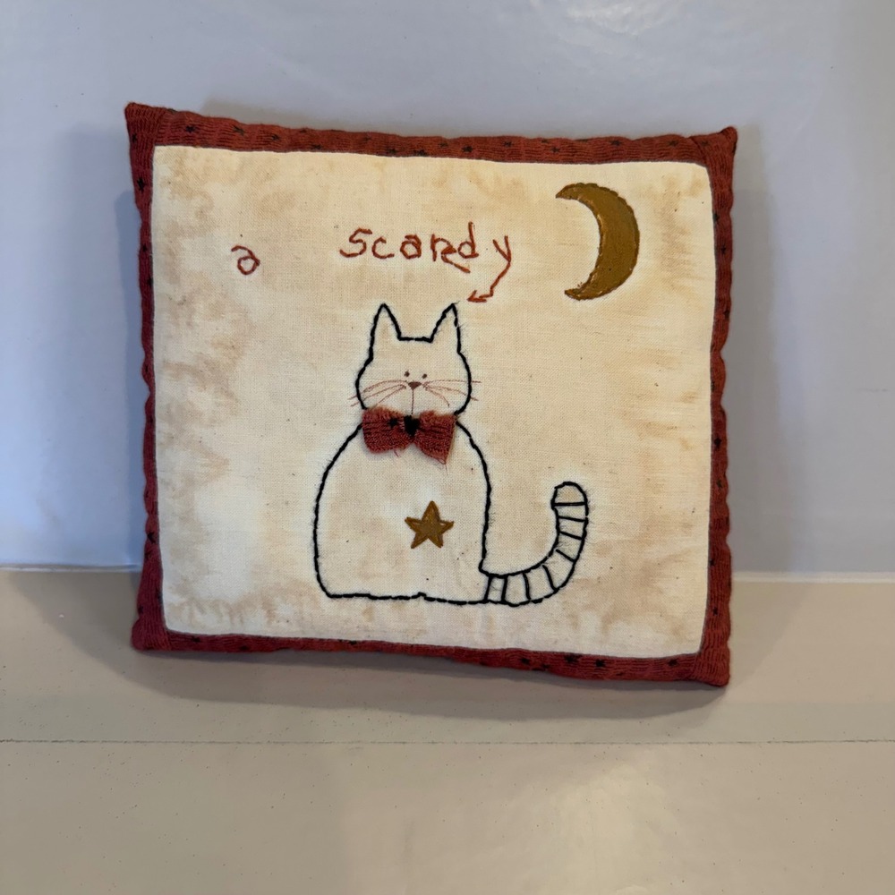 Handmade Primitive Folk Art Scaredy Cat Decorative Pillow Rustic Farmhouse 7x7